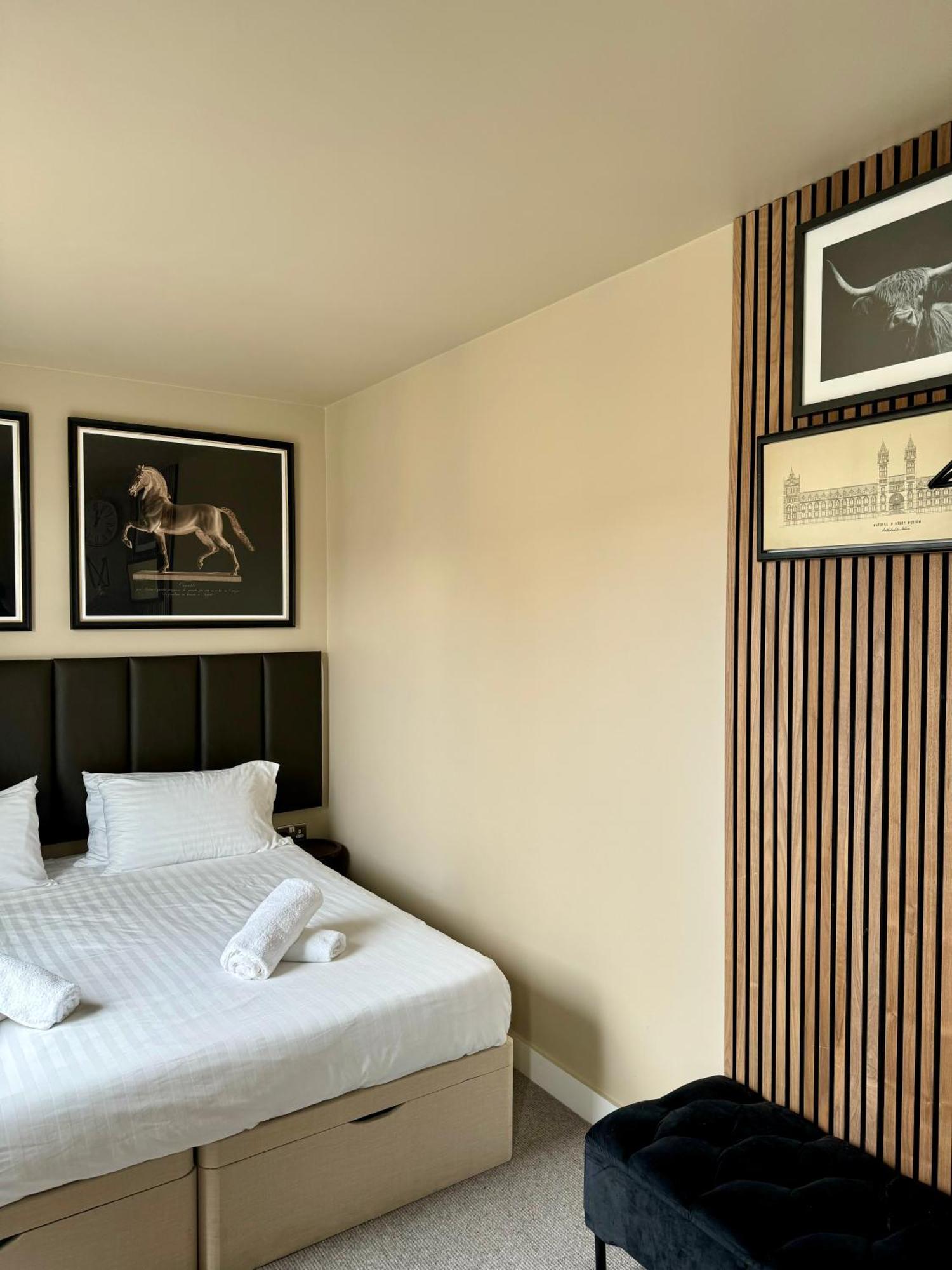 Stunning Designer House, Fantastic Location - Homehost Cambridge (Cambridgeshire)